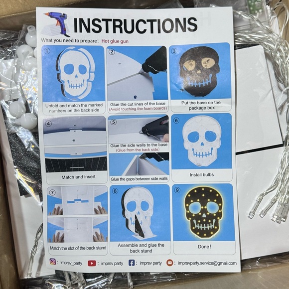 🎃*NWT* 2.5FT Light Up Skull Halloween Decor - Picture 2 of 6